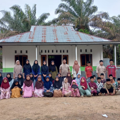 Inspiratif, Koordinator Penyuluh Kecamatan Ulu Talo Bangun Pondok Pesantren