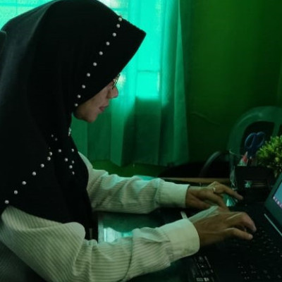 Penyuluh Agama Islam Kecamatan Lubuk Sandi Melakukan Pendaftaran Sertifikat Halal