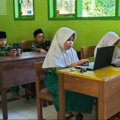 Siswa MIN 2 Bengkulu Tengah Bersaing di Babak Penyisihan Olimpiade PAI Nasional Tahun 2024