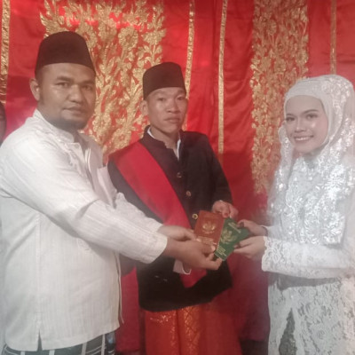 Kepala KUA Kecamatan Pematang Tiga Wujudkan Pernikahan Sejati di Desa Talang Tengah II