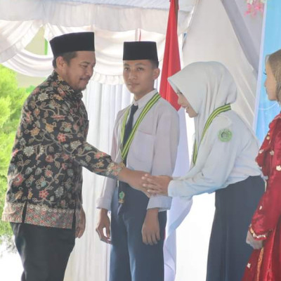 MTsN 2 Mukomuko Kampus 2 Gelar Pelepasan Siswa Kelas IX Tahun Pelajaran 2023 / 2024 dan Wisuda Tahfiz Angkatan Ke-2