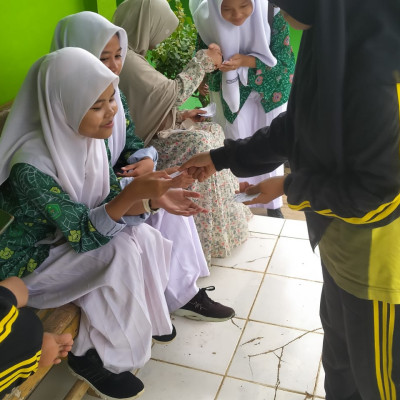 Pembagian Nomor Ujian Peserta ASAS Kepada Siswa MAN Seluma