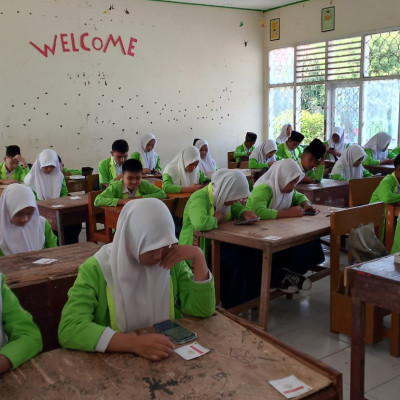 Berbasis Android, MTsN 2 Kepahiang Mulai Laksanakan Asesmen Madrasah Semester Genap
