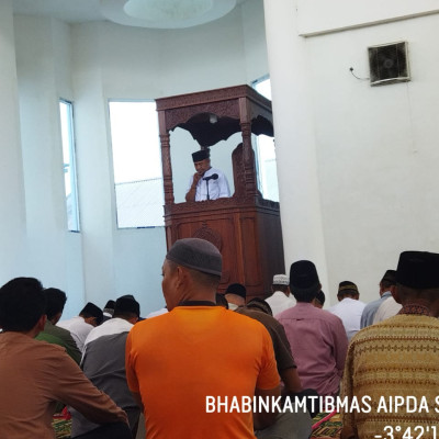 KUA Taba Penanjung Sampaikan Khutbah Jum'at  : Keutamaan Menjelang Bulan Dzulhijjah