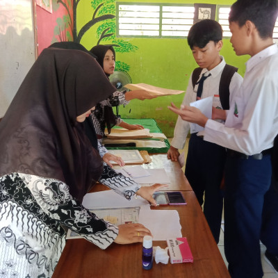 Siswa/i Mtss Panca Mukti Bengkulu Tengah Antusias Tanggapi Berita Kelulusannya