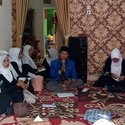 Pengajian BKMT, Kepala KUA ajak Ibu-ibu biasakan sholat berjamaah