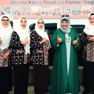 Pertemuan Rutin Dharma Wanita Persatuan Provinsi Bengkulu: Pengembangan Kepribadian Perempuan dalam Etika Pergaulan
