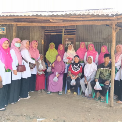 Semangat Berbagi, DWP Kanwil Kemenag Provinsi Bengkulu Sukses Gelar Distribusi Daging Qurban