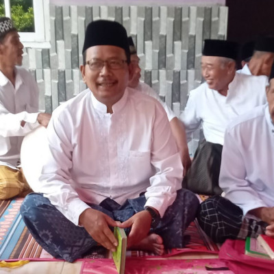 Penyuluh Agama Islam Kecamatan Sukaraja Memimpin Marhaban  Di Acara Aqiqahan Di Desa Niur