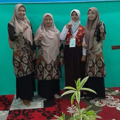 Fira Rahmatania Siswi MIN 1 Benteng Bersiap Mewakili Kabupaten Bengkulu Tengah Di Lomba Bertutur Tingkat Provinsi