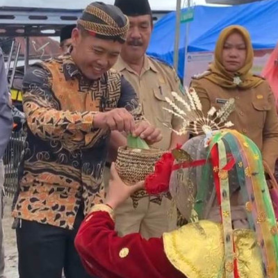 Sanggar Tari MTsN 2 Rejang Lebong Meriahkan Acara Pembinaan