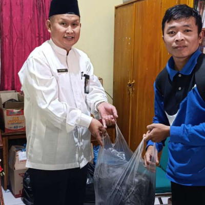 Tumbuhkan Rasa Empati dan Solidaritas, MIS Ar-Rahmah Ikut Berpartisipasi dalam Lebaran Yatim