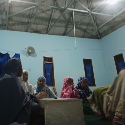 Penyuluh Agama Islam Kantor Urusan Agama (KUA) Kecamatan Air Periukan Berikan Bimbingan Di Taman Pendidikan Al-Qur'an (TPQ) Ar-Rohman Desa Tawang Rejo