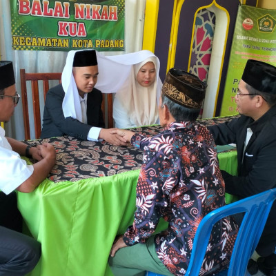 KUA Kecamatan Kota Padang Dukumentasikan Nikah BN