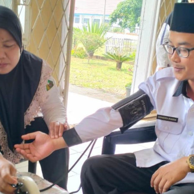 ASN KUA Kecamatan Kota Padang Ikuti Pemeriksaan Kesehatan