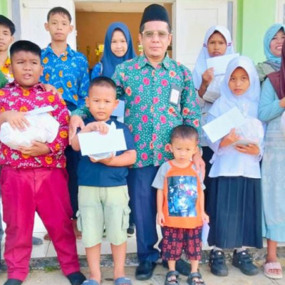 Semarak Lebaran Yatim, KUA Kota Padang Tunjukkan Kontribusi