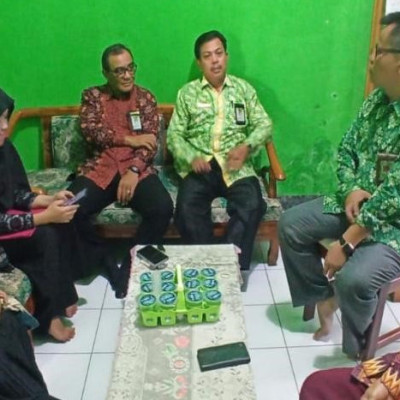 Kunjungan Tim Dari Kanwil Kemenag Bengkulu Verifikasi  Data Masjid Perpustakaan