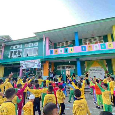 MIN 1 Rejang Lebong Dorong Gaya Hidup Sehat Melalui Senam Jum'at Pagi