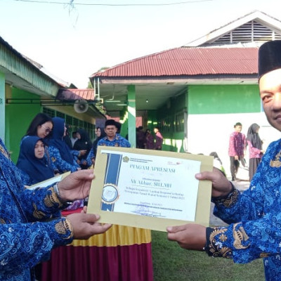 Kepala Kua Bermani Ilir Ditetapkan Sebagai Kepala Kua Paling Responsif Terhadap Percepatan Tanah Wakaf