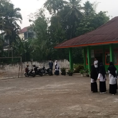 Masya Allah, MTs Bunayya Islamic School Curup Mulai Aktifitas dengan BERSHOLAWAT