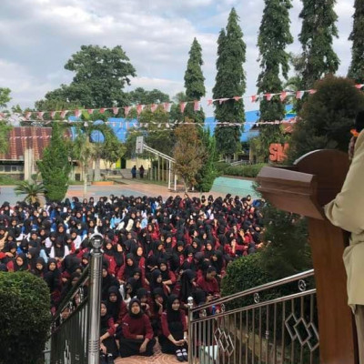 Penyuluh KUA Curup Selatan Goes to School : Membina Generasi Muda untuk Masa Depan