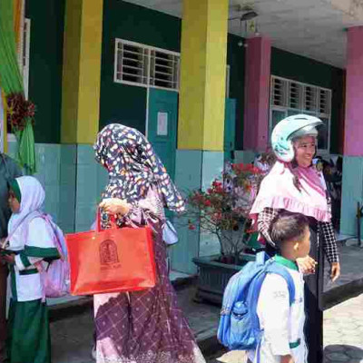 MIN 1 Rejang Lebong Sosialisasikan Adab Berpakaian di Lingkungan Madrasah