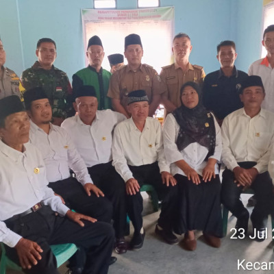 Kepala KUA Kecamatan Ulu Talo Rohaniawan Pelantikan Perangkat Desa Pagar