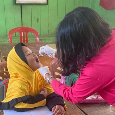Cegah Polio, Tim Medis Sambangi Anak-anak di Mis Guppi 13 Tasik Malaya