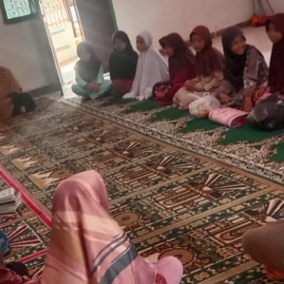 Tumbuhkan Rasa Cinta pada Kitab Suci , Penyuluh SBI Terus Berantas Buta Huruf Al-Qur'an