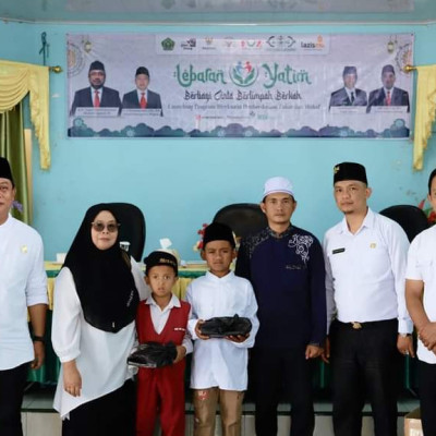 Kemenag Lebong Bagi 220 Paket Sembako Dalam Rangka Memeriahkan Lebaran Yatim 2024