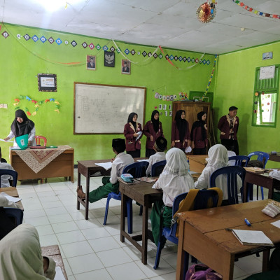 KKN UINFAS Bengkulu Adakan Sosialisasi Lomba Untuk Memeriahkan Bulan Muharam 1446 H Di MIN 2 Benteng