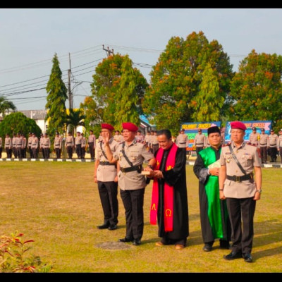 Kepala Kantor Urusan Agama ( KUA ) Kecamatan Talo Kecil Hadiri Undangan Sebagai Rohaniawan Di Polres Seluma