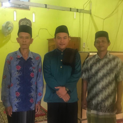 Penyuluh Agama Islam KUA Kecamatan Ulu Talo Isi Khutbah Jum'at Di Masjid Al-Muttaqin Desa Pagar Banyu