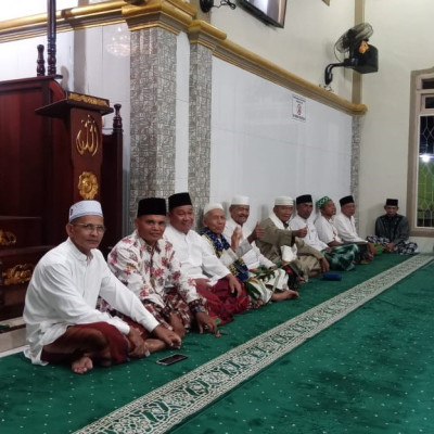 Gerakan Wakaf Satu Juta Al-Qur'an, PAI KUA Kecamatan Sukaraja Dampingi Ustadz Zacky Mirza