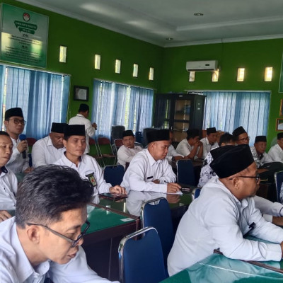 Kepala MIN 6 Seluma  Menghadiri Istighosah dan Dzikir Bersama Di Kantor Kemenag Kabupaten Seluma