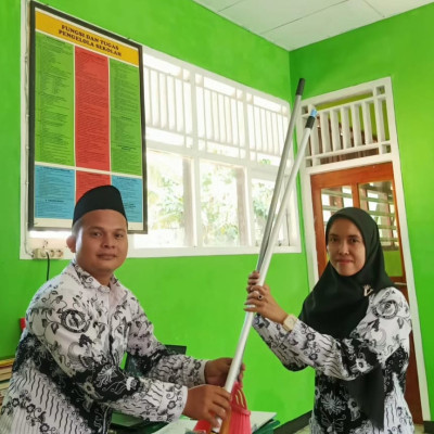 MTsN 1 Seluma : Kebersihan Lingkungan Madrasah  Sarana Pendukung  Kenyamanan Belajar