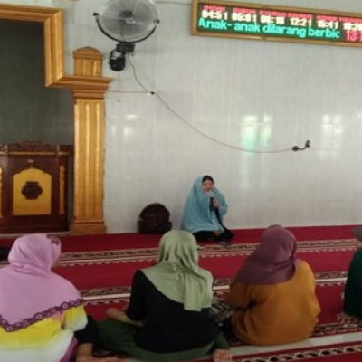 Penyuluh Agama Islam Kecamatan Sukaraja Melakukan Pembinaan Majlis Taklim Ar-Rahman Di Masjid Nurul Islam