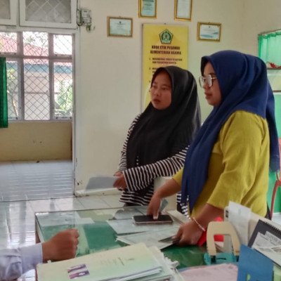 KUA Selupu Rejang Berikan Layanan Prima dalam Pembenahan Buku Nikah