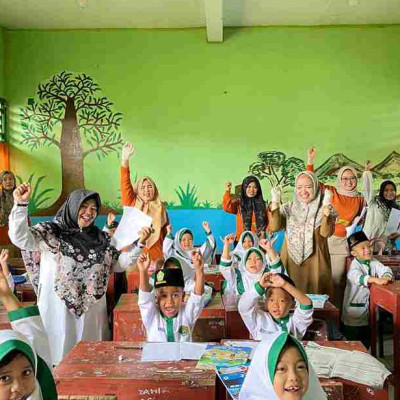 Cegah Penyakit Berbahaya, Siswa MIN 1 Rejang Lebong Antusias Ikuti PIN Polio Tahap 2