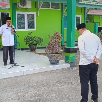 Awali Kegiatan , Kantor Kemenag Kabupaten Seluma  Menggelar Apel Pagi