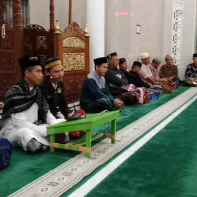 Kuliah Subuh Masjid Rahmatan Inisiasi PAI Curup Selatan Semakin Semarak