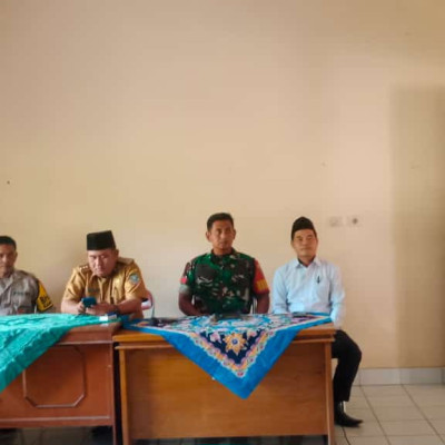 Penyuluh Agama Islam Kecamatan Ilir talo Menghadiri Rapat persiapan HUT Kemerdekaan RI Ke-79 di Kantor Camat Kecamatan Ilir Talo