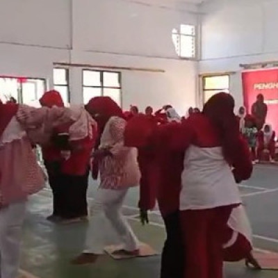 Memeriahkan Hari Kemerdekaan RI Ke 79 Penyuluh Agama Islam Kecamatan Sukaraja Ikut Serta dalam Perlombaan