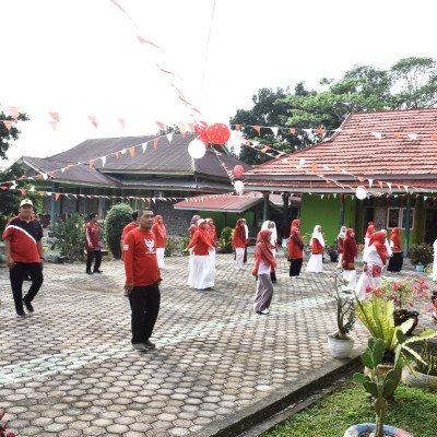 Sambut HUT ke-79 RI, Kemenag MM Gelar Senam Sehat