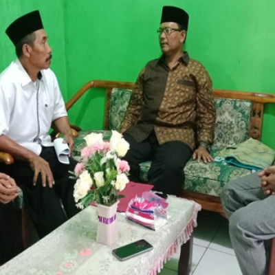 KonsultaKonsultasi Pembuatan Sertifikat Rumah Ibadah Oleh Kepala Desa Cahaya Negeri Di KUA Kecamatan Sukaraja