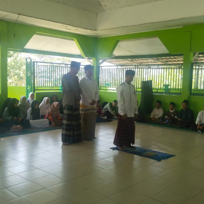 Semangat Lomba Sholat Berjamaah, Dzikir Dan Doa MTsN 2 Seluma