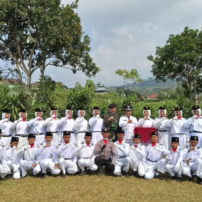 PASKIBRA MTsN 2 Rejang Lebong Sukses Jalankan Tugas dalam Upacara Peringatan HUT RI Ke-79 di Desa Barumanis