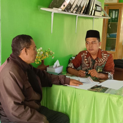 Kordinasi Masalah AIW, Kepala Madrasah Temui Langsung Kepala KUA Kecamatan Seluma Barat