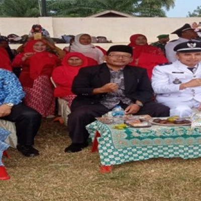 Paskibraka MAN Seluma Sukses Kibarkan Bendera Merah Putih Pada HUT RI Ke – 79 di Kantor Camat Kecamatan Lubuk Sandi