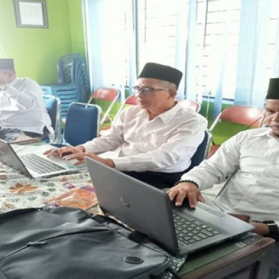 Kepala MIN 4 Seluma Mengikuti Bimbingan Penyelesaian Permasalahan E-Kinerja (SKP) Tahun 2024 di Aula Kemenag Seluma